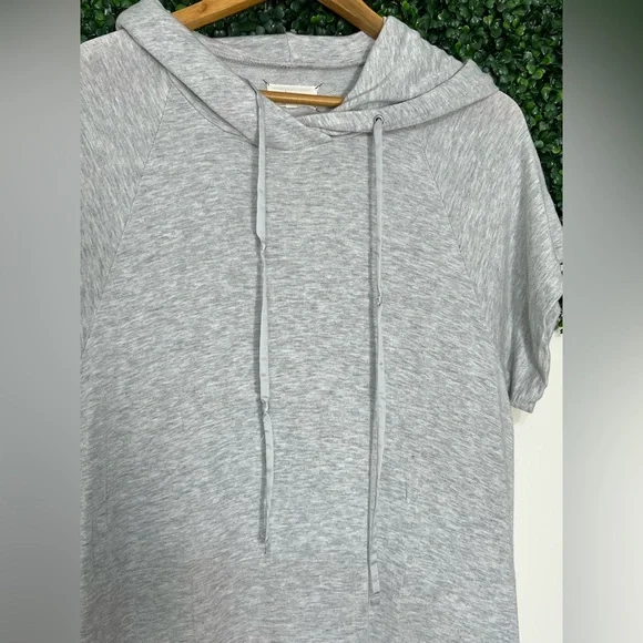 Lou & Grey Signature Soft Hooded Gray T-Shirt Dress Size Medium - Picture 2 of 9